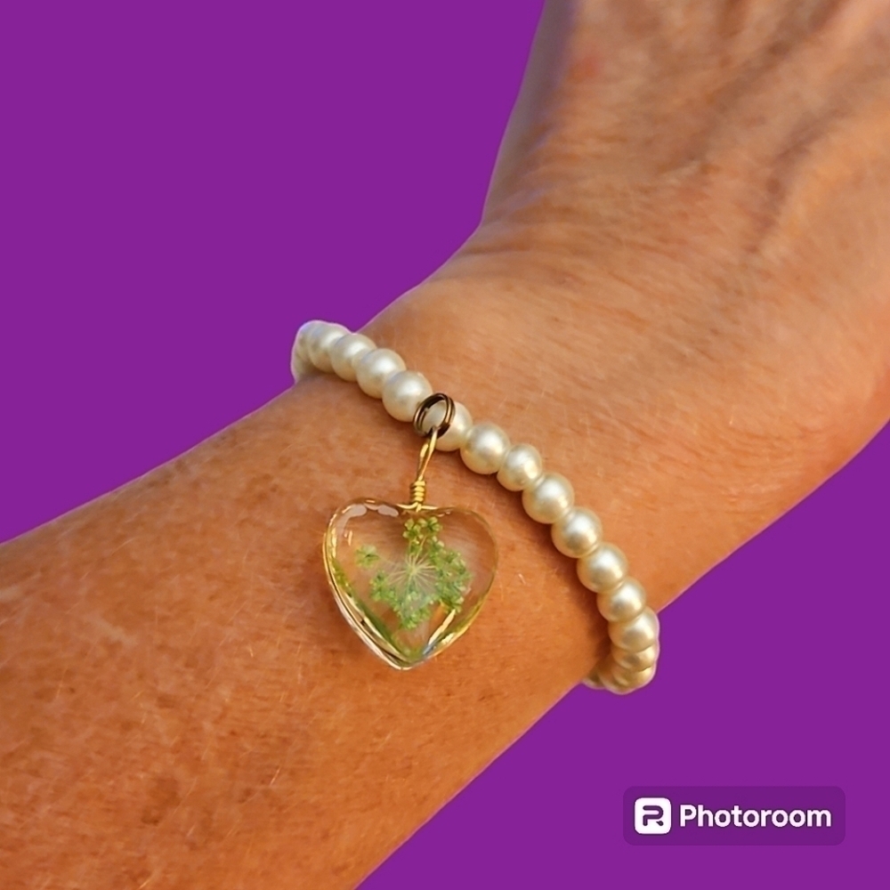 3/$25 Acrylic Pearl Beaded Stretch Dried Flower Heart Charm Coquette Bracelet
